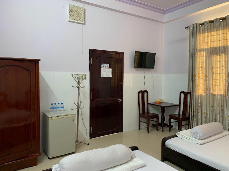 Khach San Tu Anh Hotel Ha Tien Luaran gambar